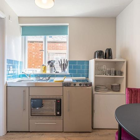 Superb One Bedroom Apartment In Coventry Cv1 *New* Dış mekan fotoğraf