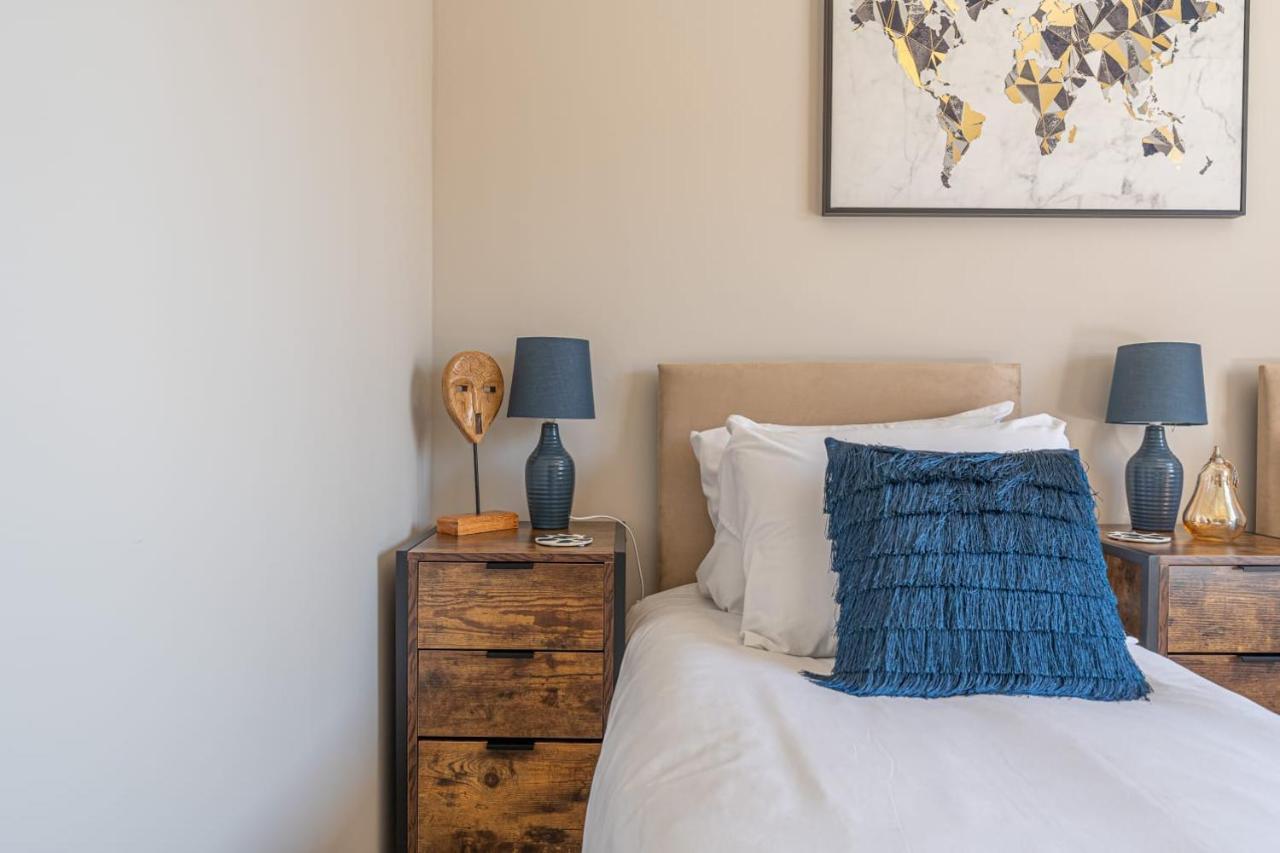 Superb One Bedroom Apartment In Coventry Cv1 *New* Dış mekan fotoğraf